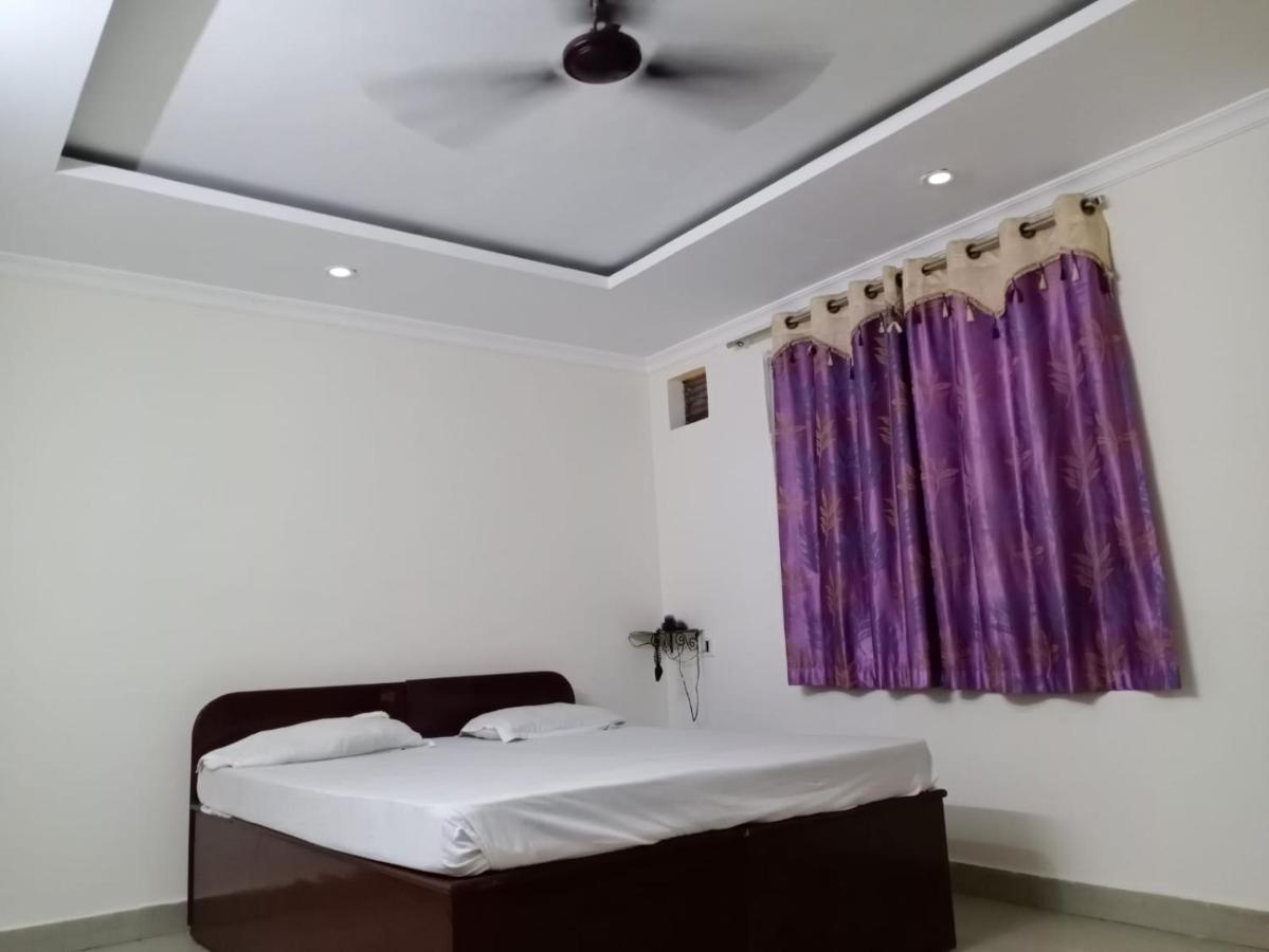 S S Hotel And Restaurant By Wb Economy Jaunpur Eksteriør bilde